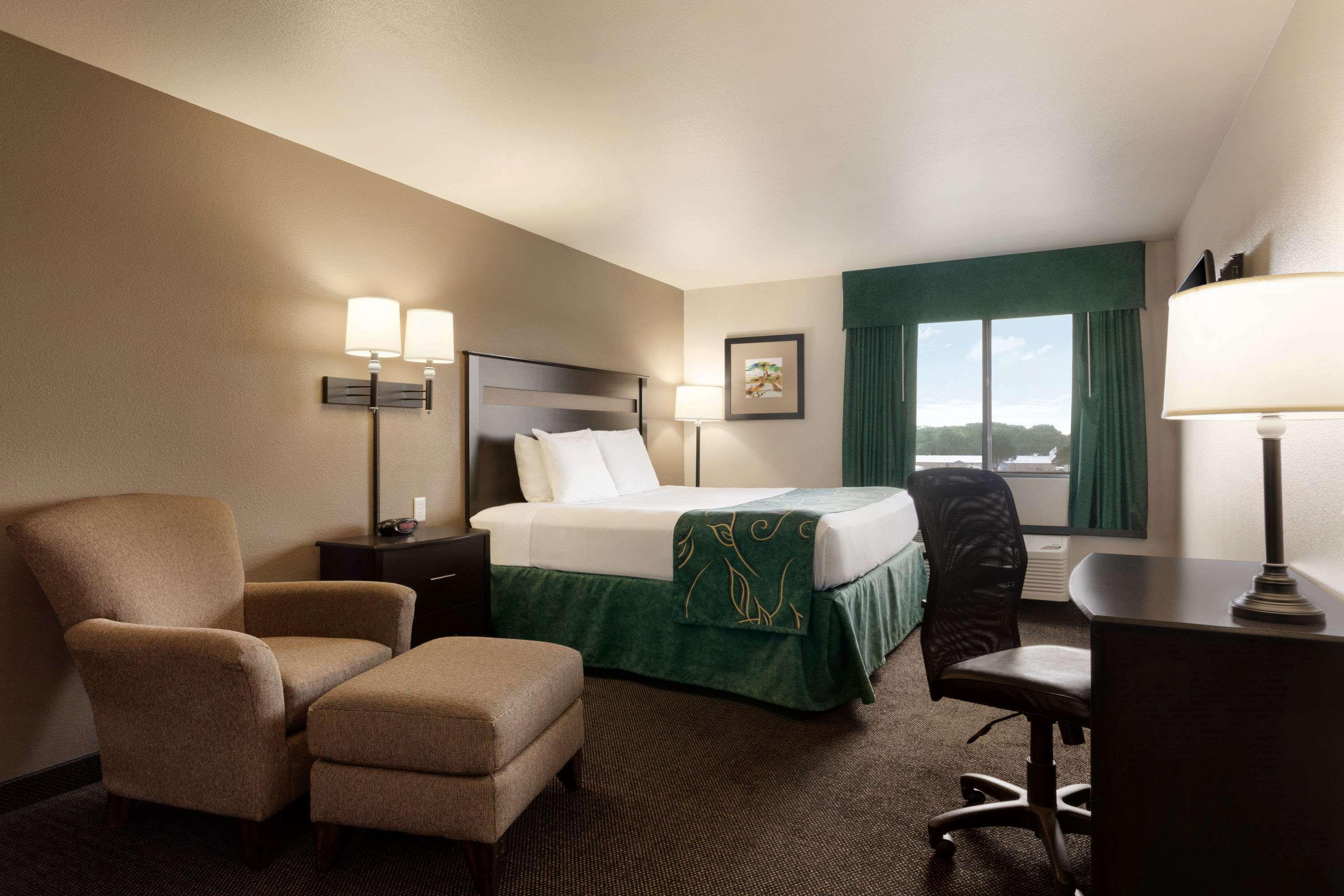 Hotel Baymont By Wyndham 3*