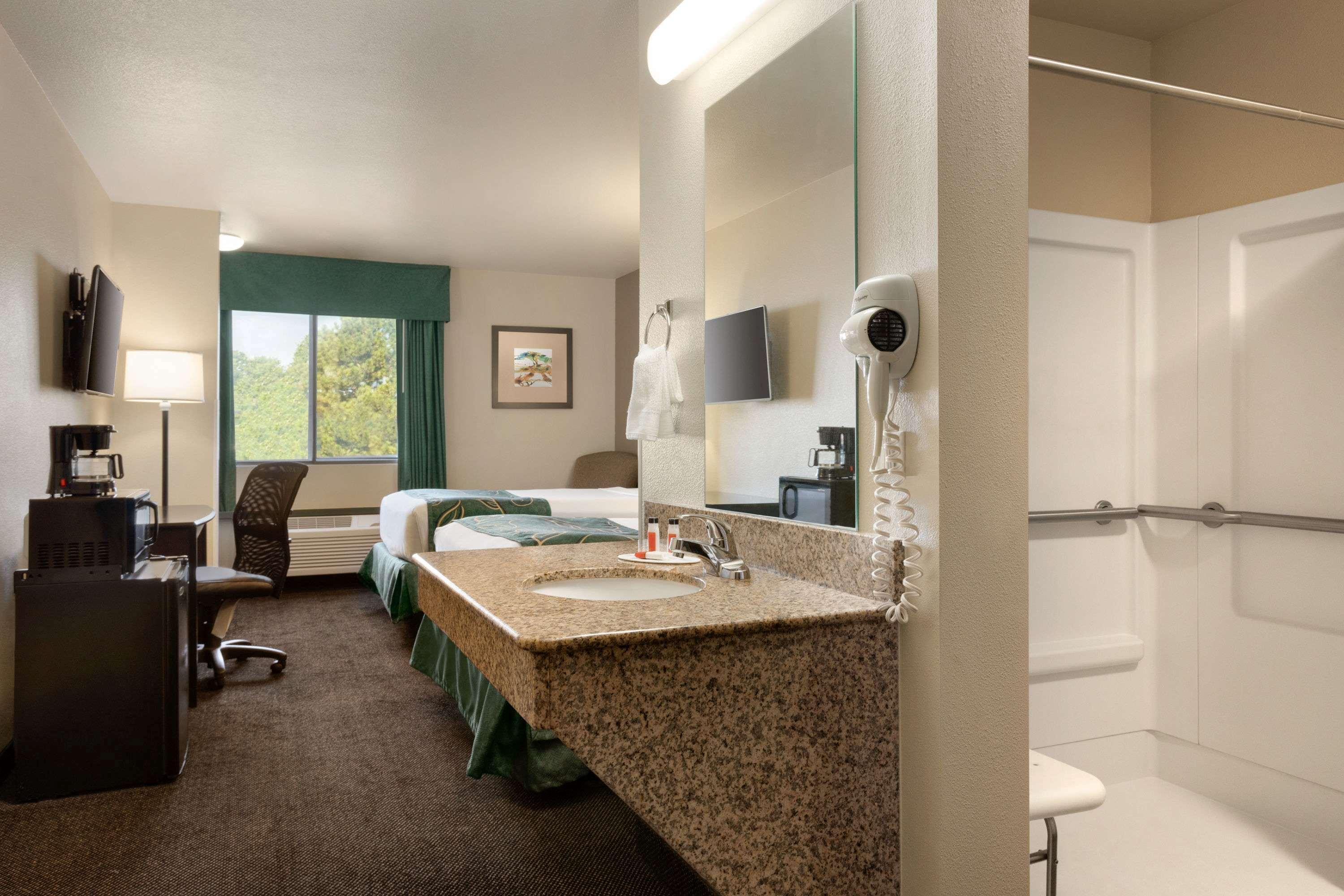 Baymont By Wyndham 3*