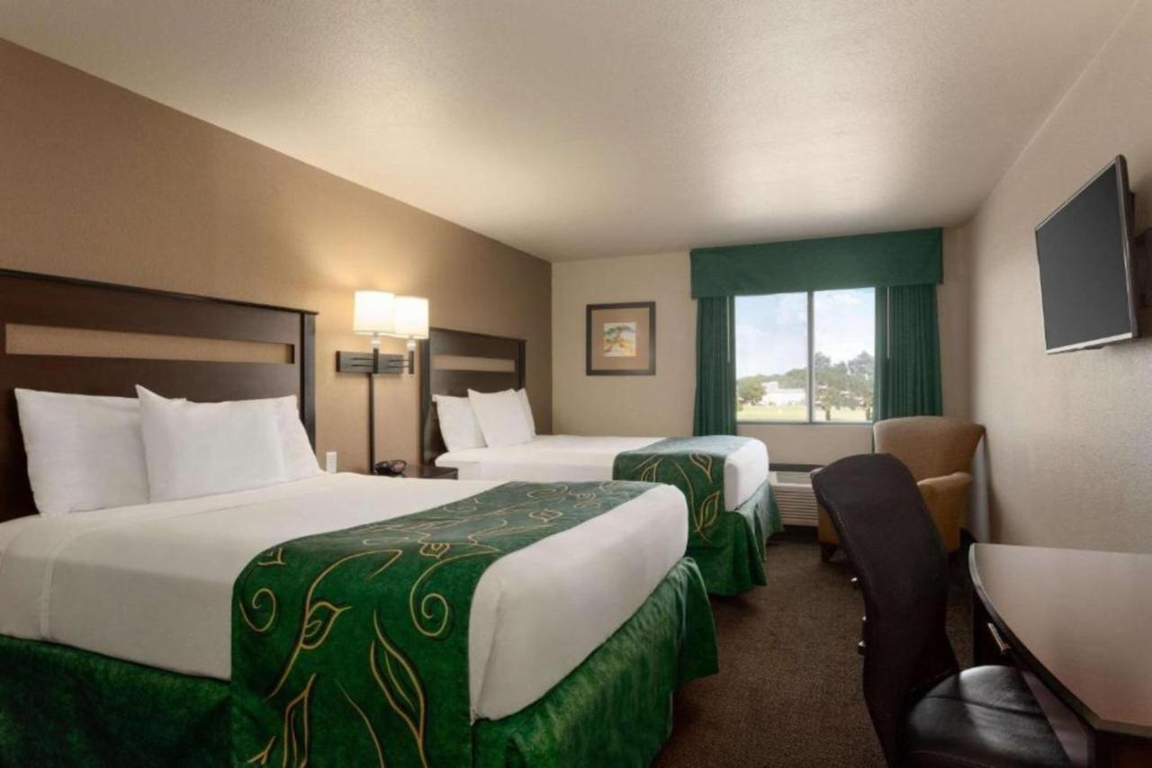 Hotel Baymont By Wyndham 3*